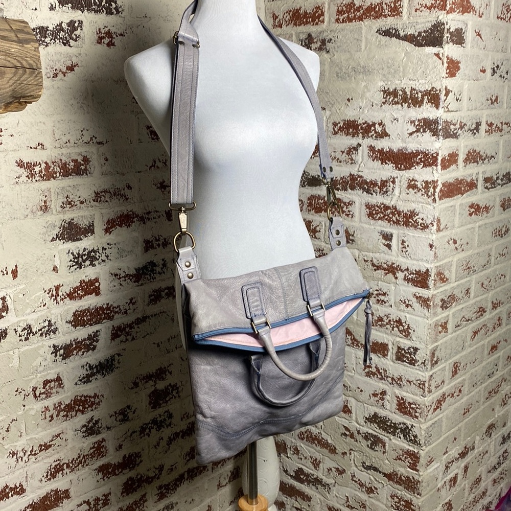 Crossbody purse